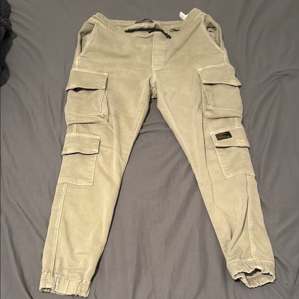 Zara Men's Beige Cargo Pants